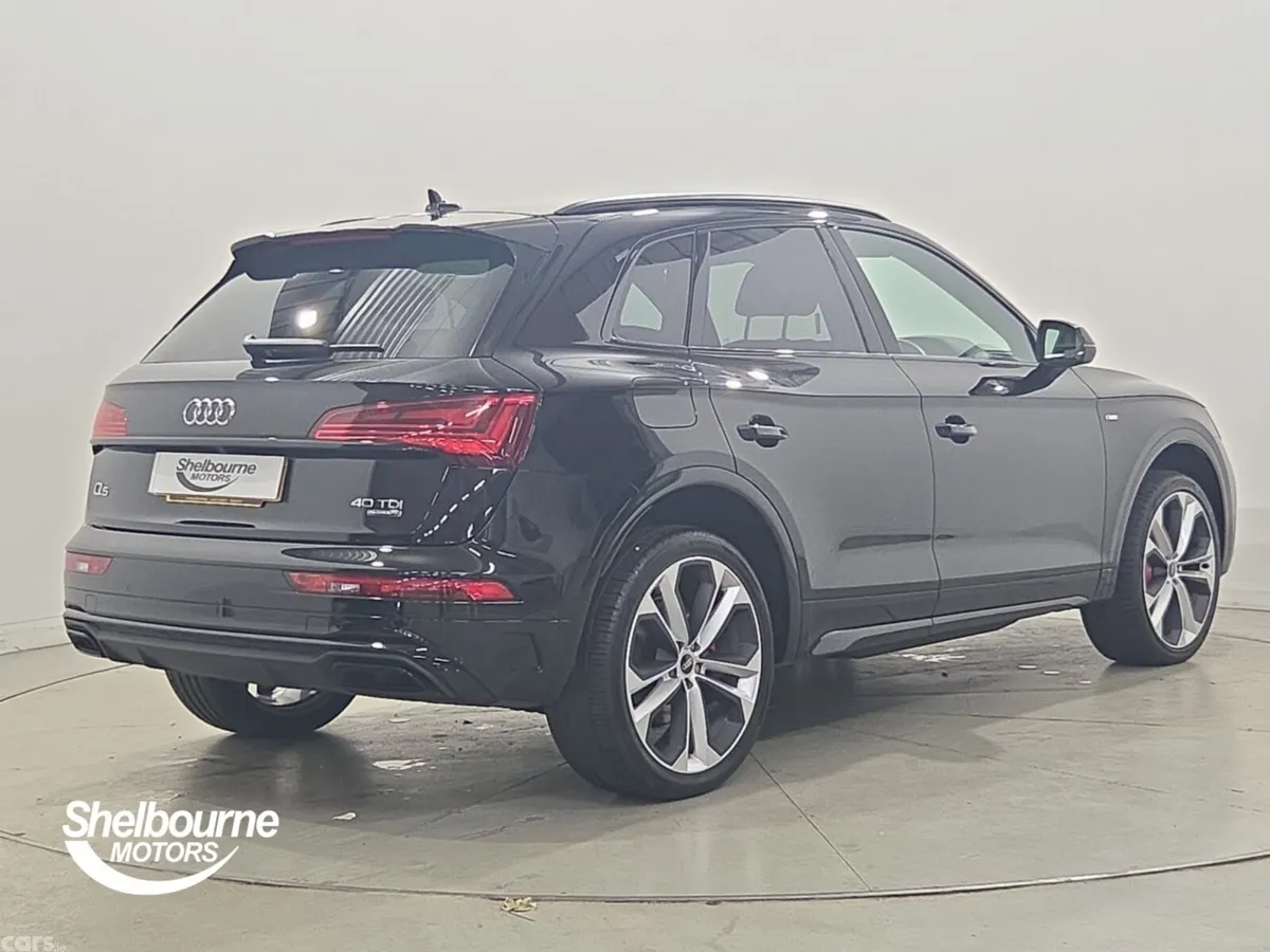 Audi Q5 SUV, Diesel, 2022, Black