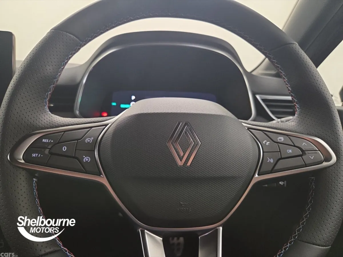 Renault Clio Hatchback, 2026, 