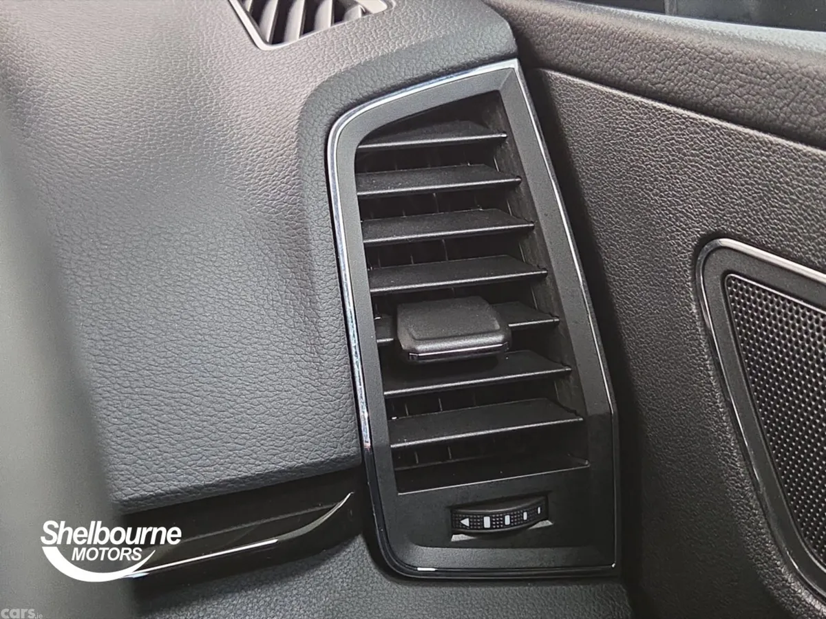 Skoda Karoq Estate, Petrol, 2023, Grey