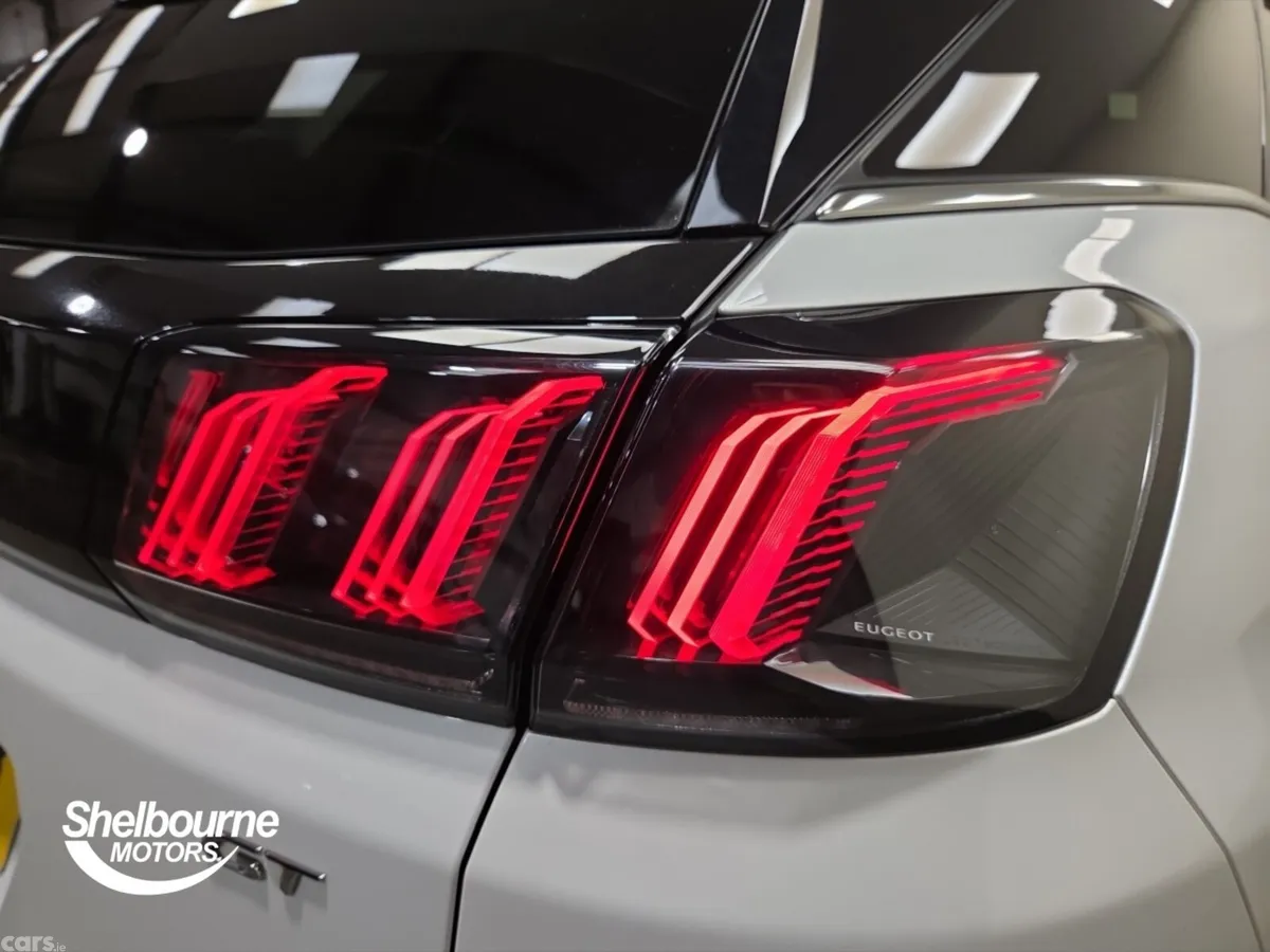 Peugeot 3008 Estate, Petrol, 2023, White