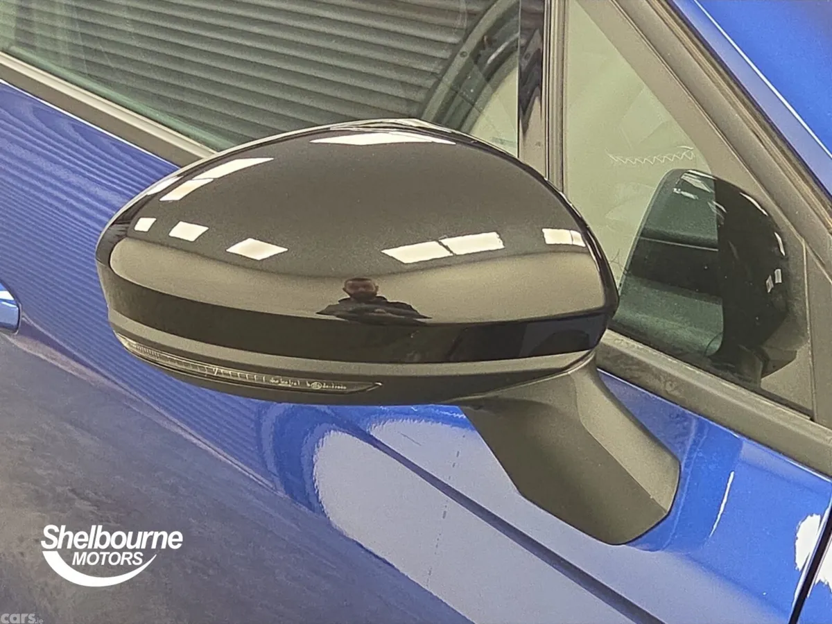 Renault Clio Hatchback, 2026, 