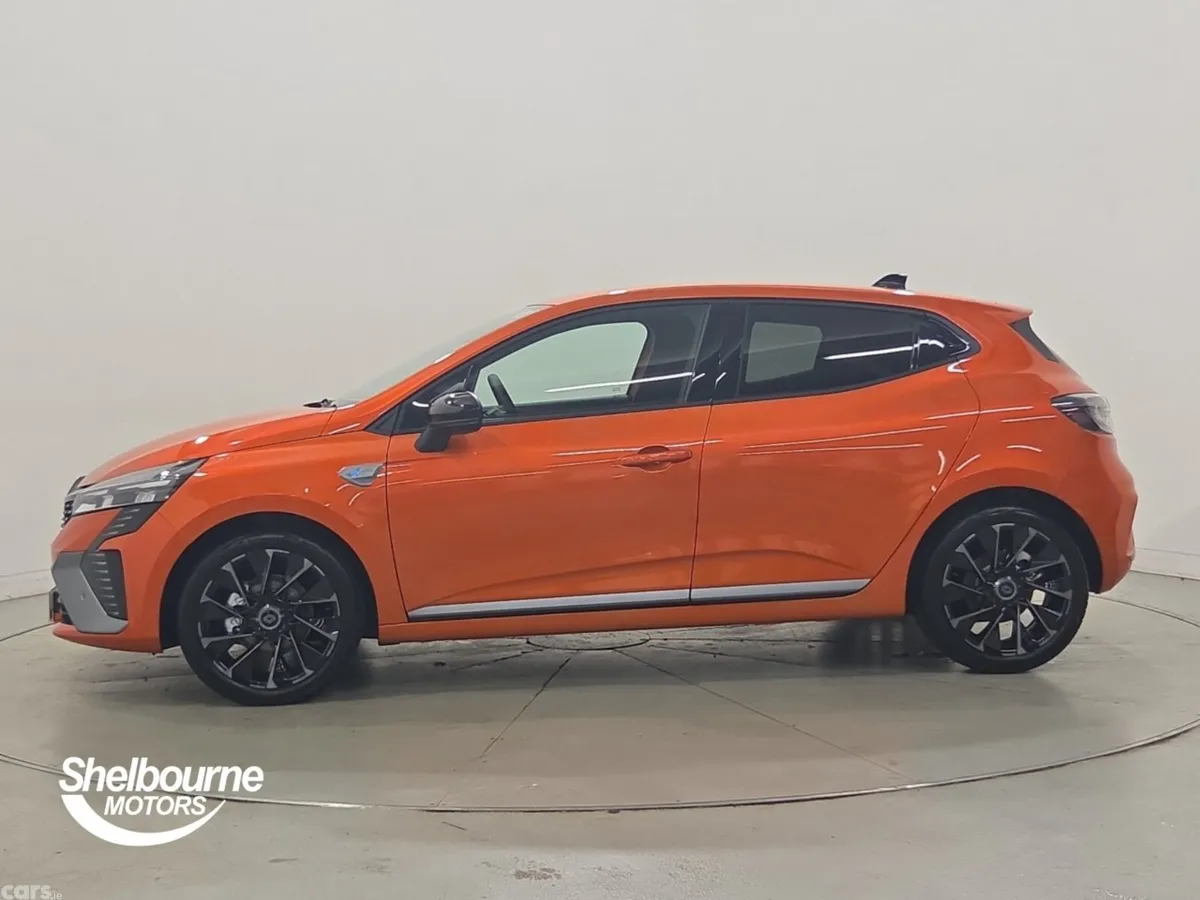 Renault Clio Hatchback, 2026, 
