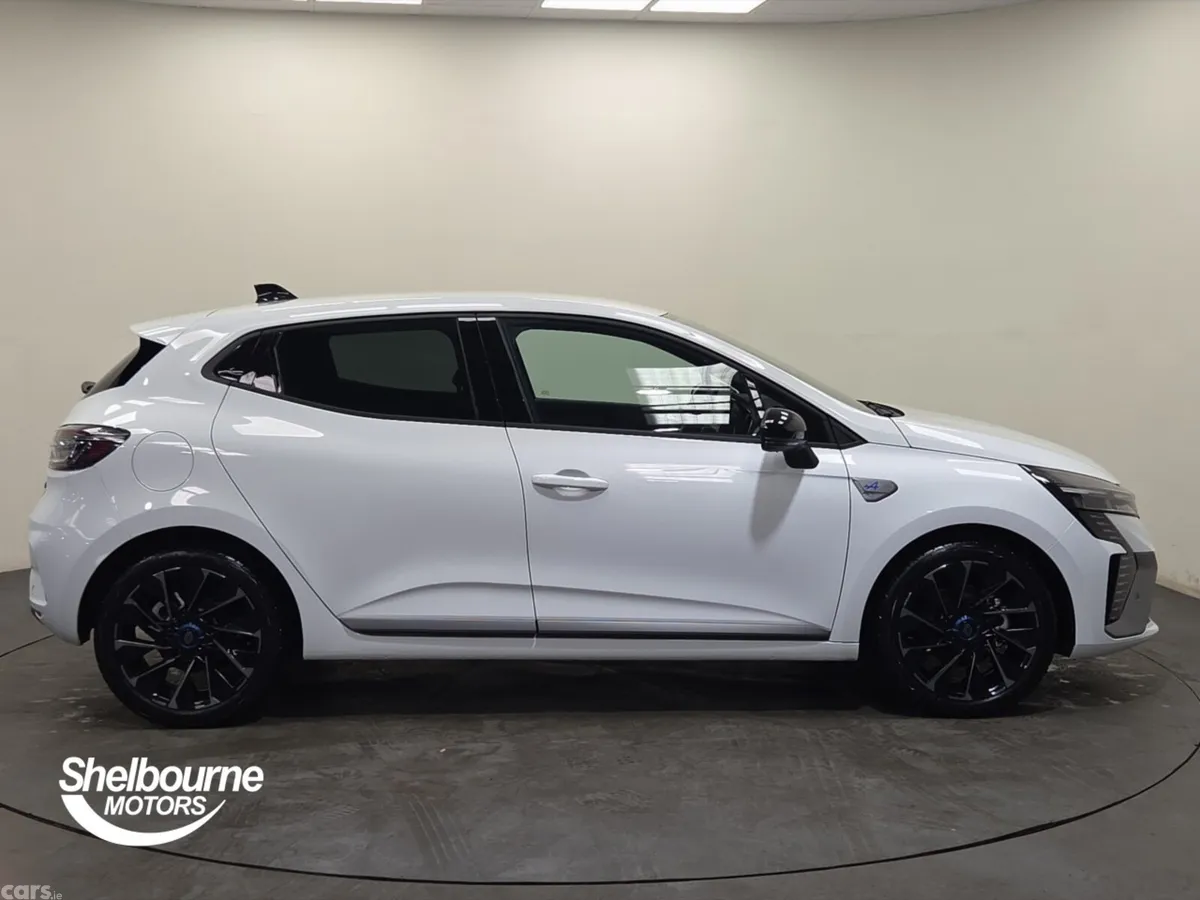 Renault Clio Hatchback, 2026, 