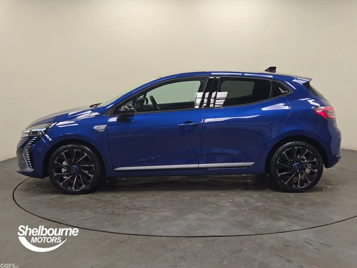 Renault Clio Hatchback, 2026, 