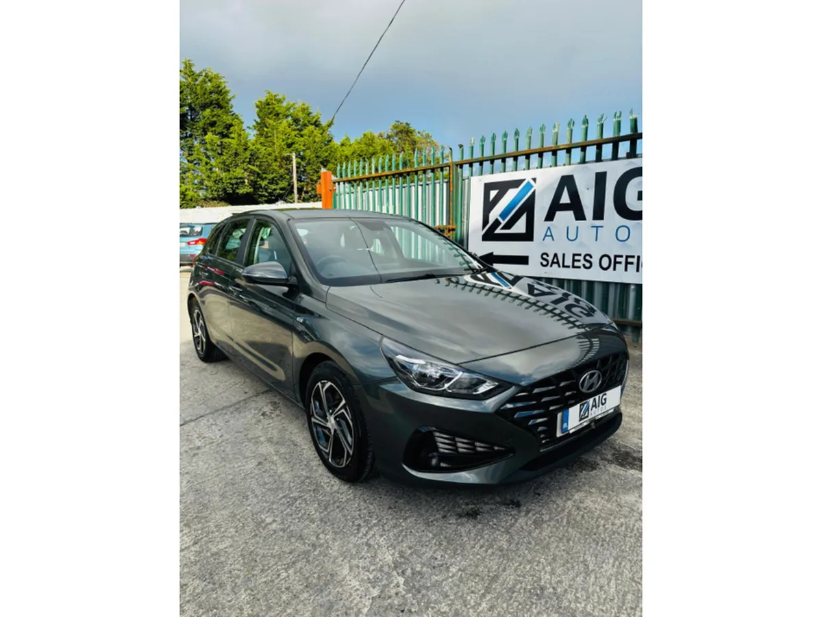 Hyundai i30 Hatchback, Petrol Hybrid, 2022, Grey