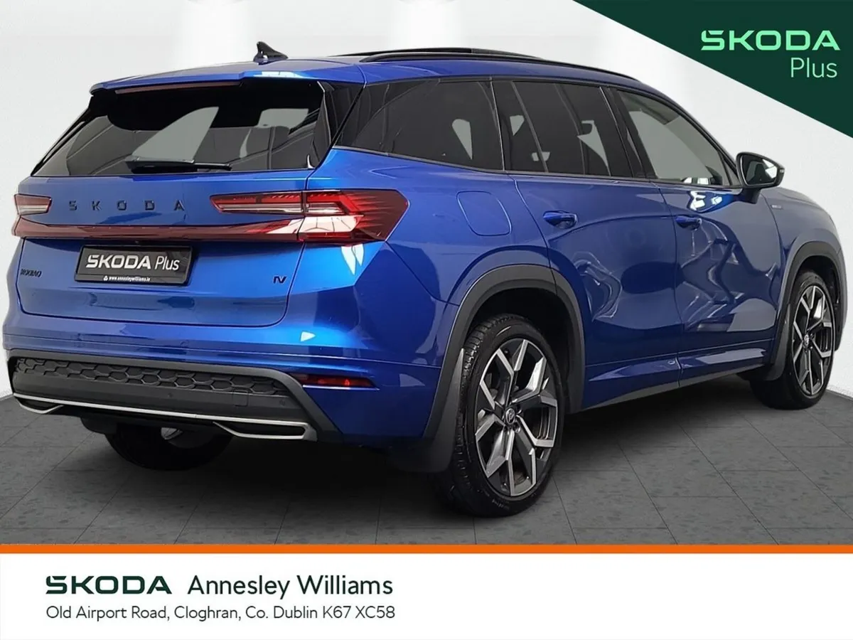 Skoda Kodiaq SUV, Petrol Plug-in Hybrid, 2026, Blue