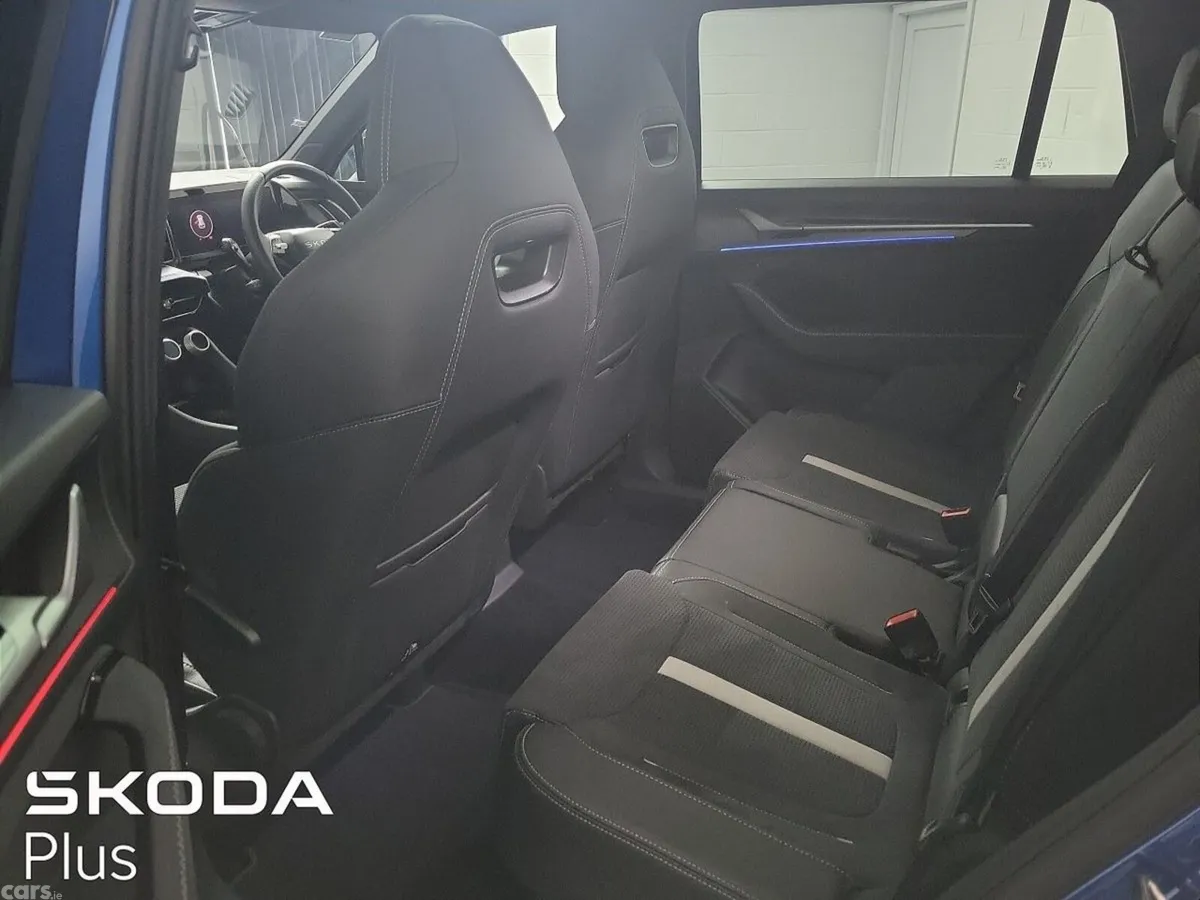 Skoda Kodiaq SUV, Petrol Plug-in Hybrid, 2026, Blue