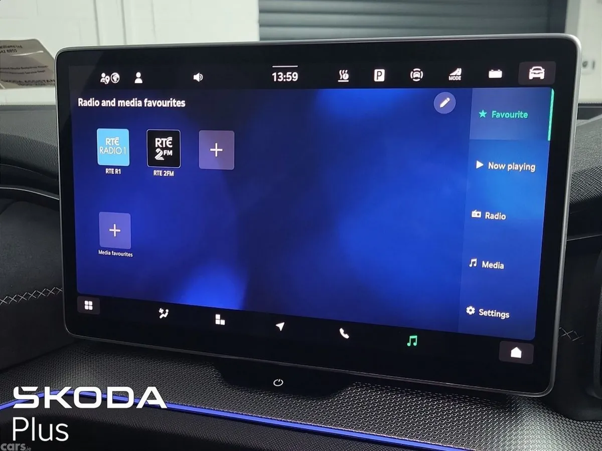 Skoda Kodiaq SUV, Petrol Plug-in Hybrid, 2026, Blue