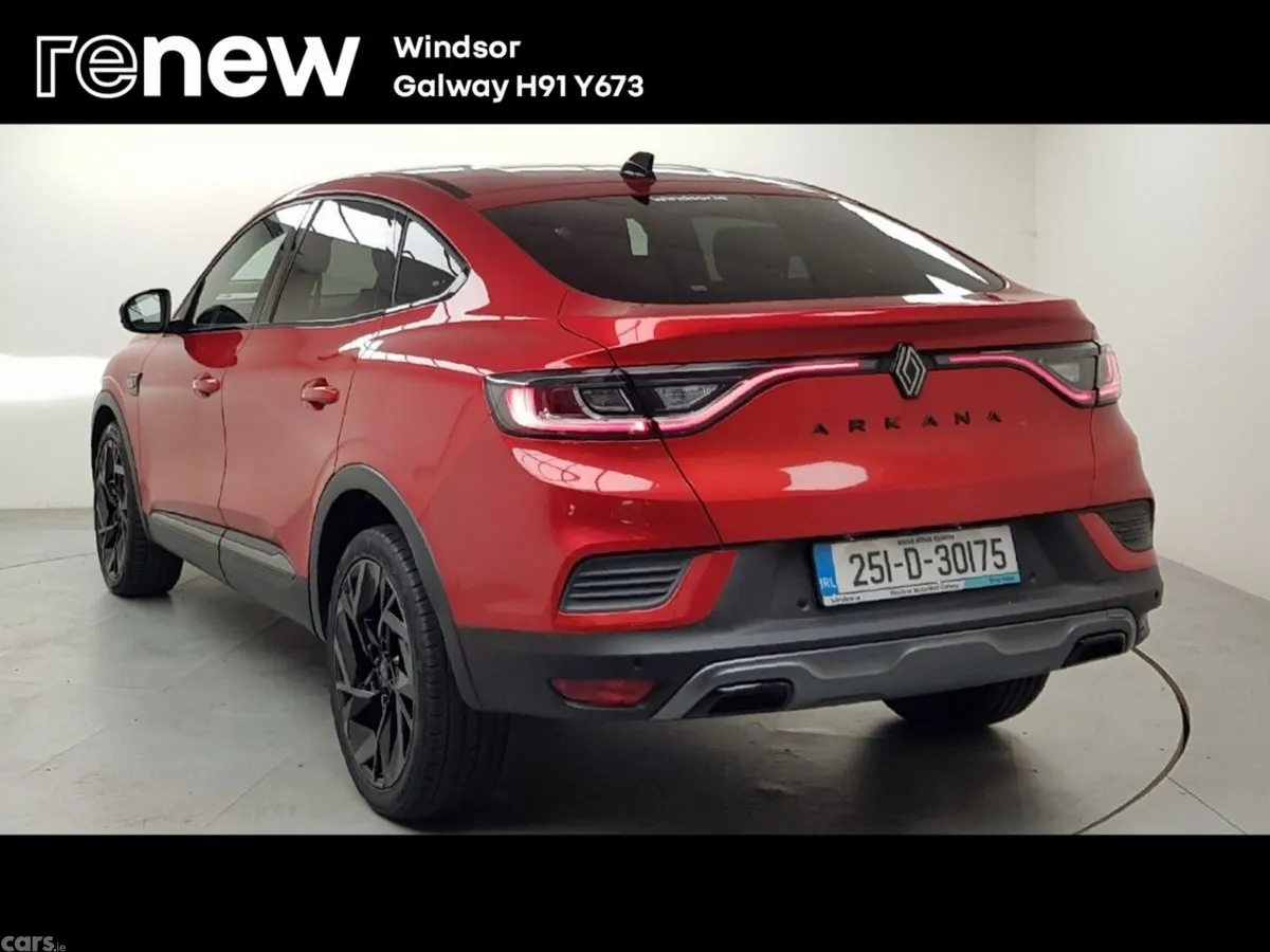Renault Arkana Hatchback, Petrol, 2025, Red
