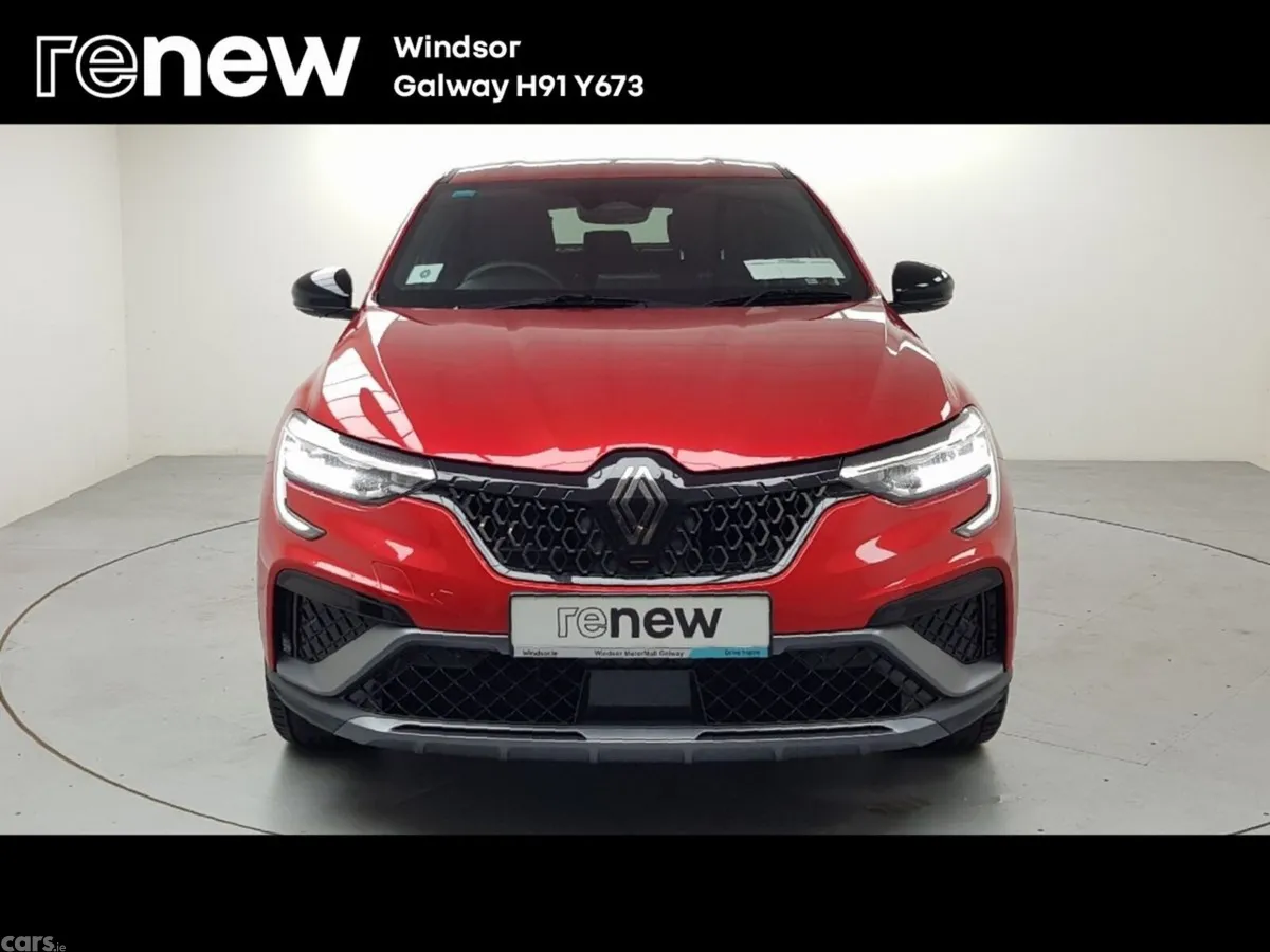Renault Arkana Hatchback, Petrol, 2025, Red