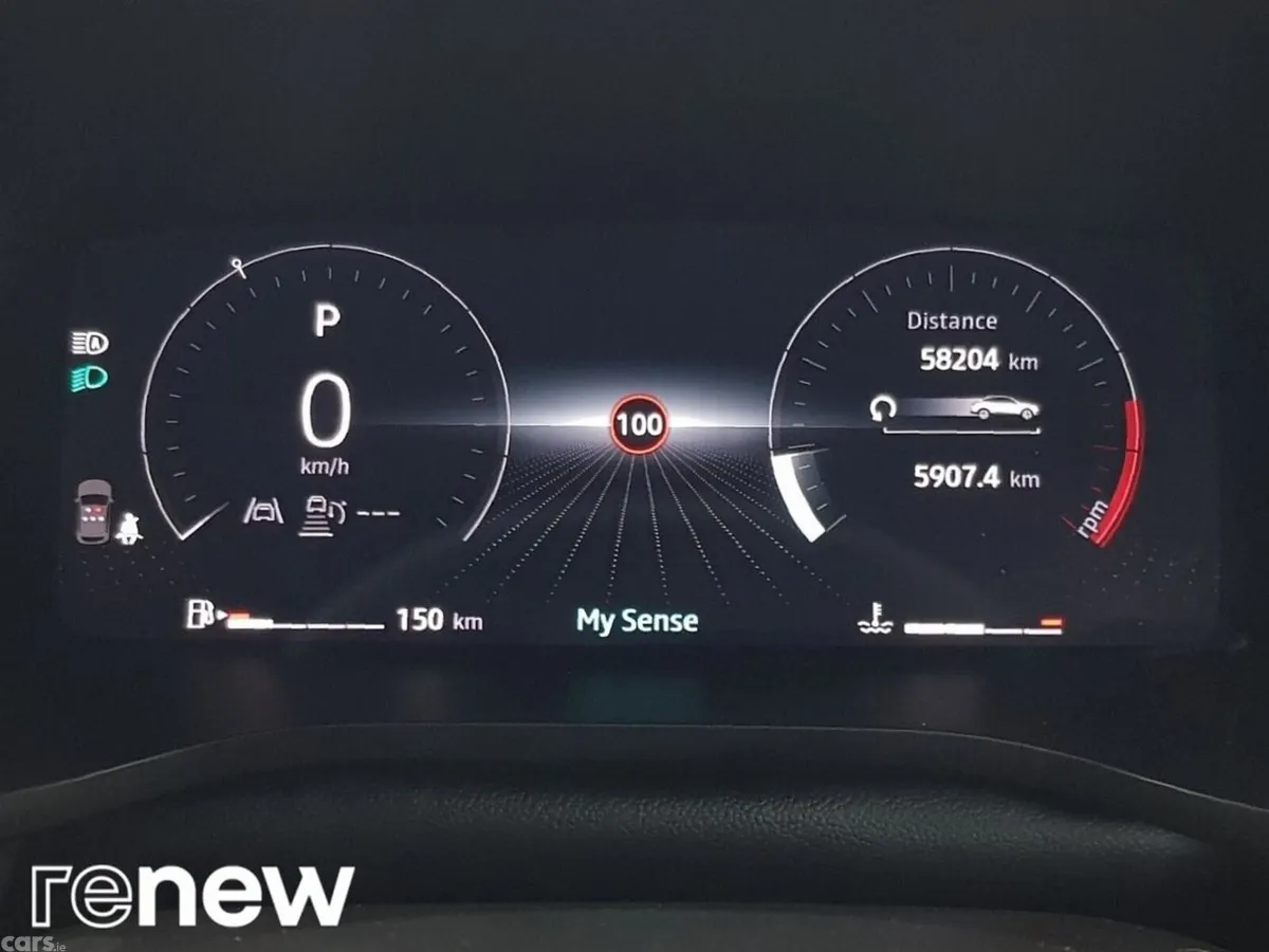 Renault Arkana Hatchback, Petrol, 2025, Red