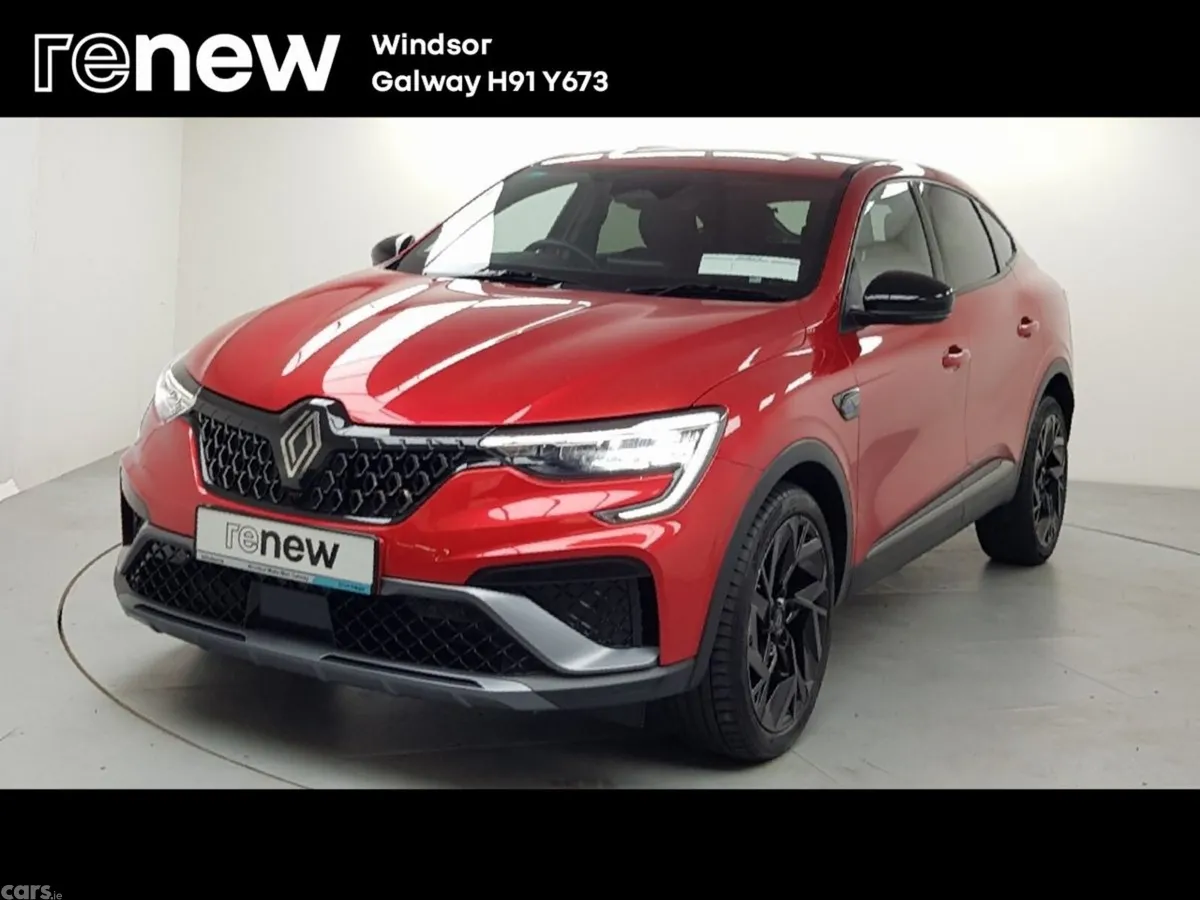 Renault Arkana Hatchback, Petrol, 2025, Red