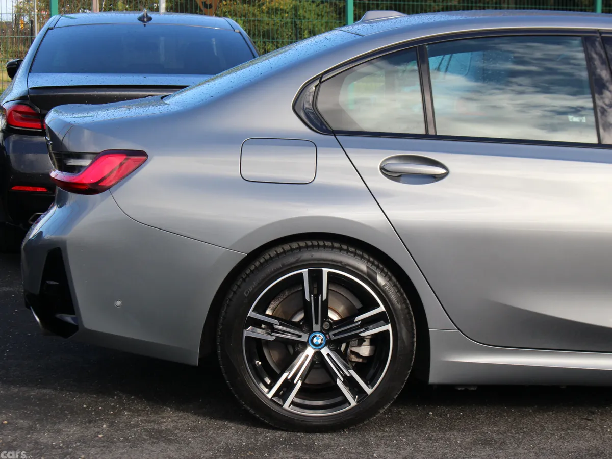 BMW 3-Series Saloon, Petrol Hybrid, 2024, Grey