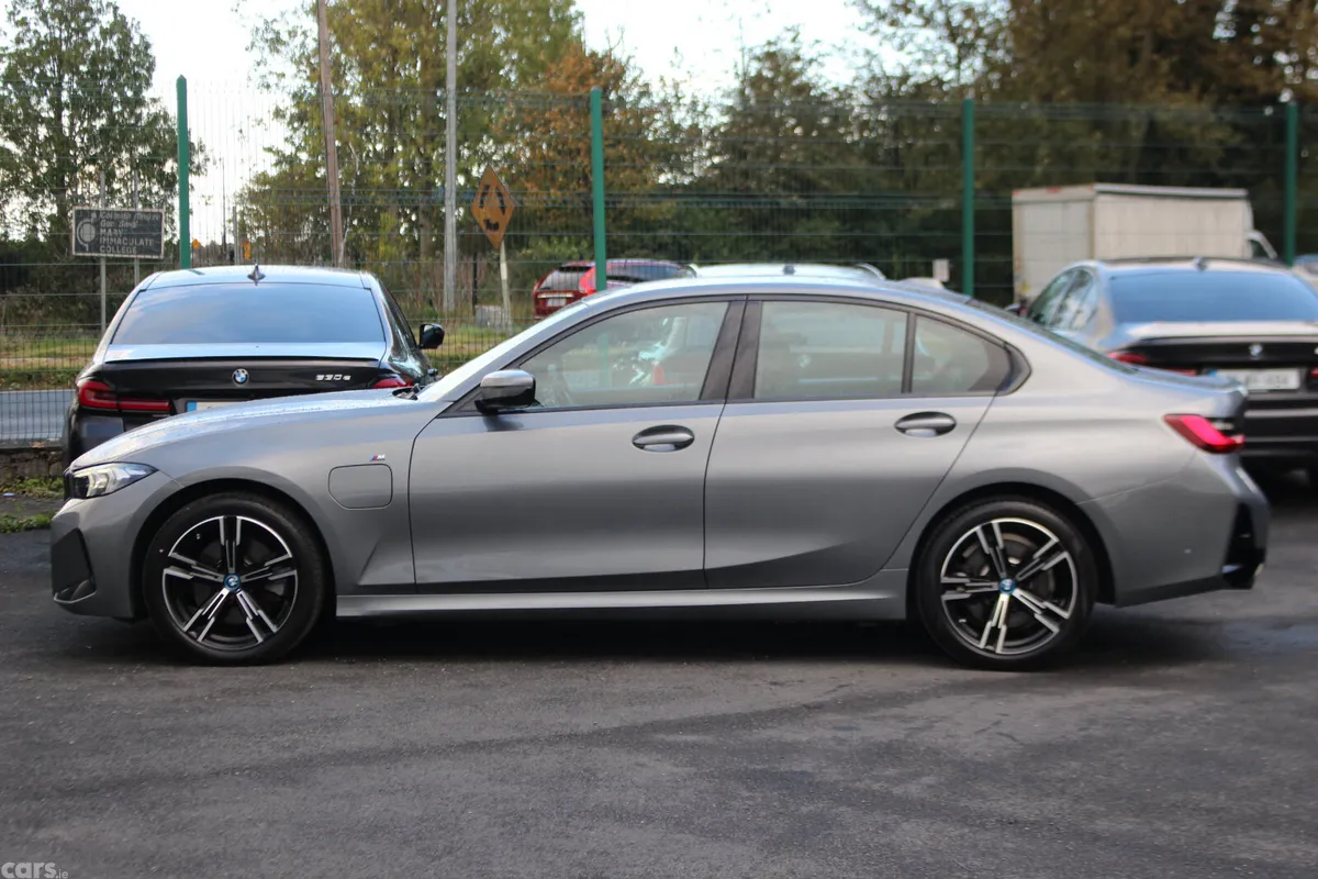 BMW 3-Series Saloon, Petrol Hybrid, 2024, Grey