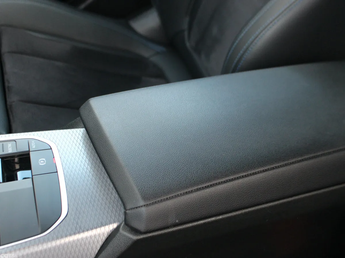 BMW 3-Series Saloon, Petrol Hybrid, 2024, Grey