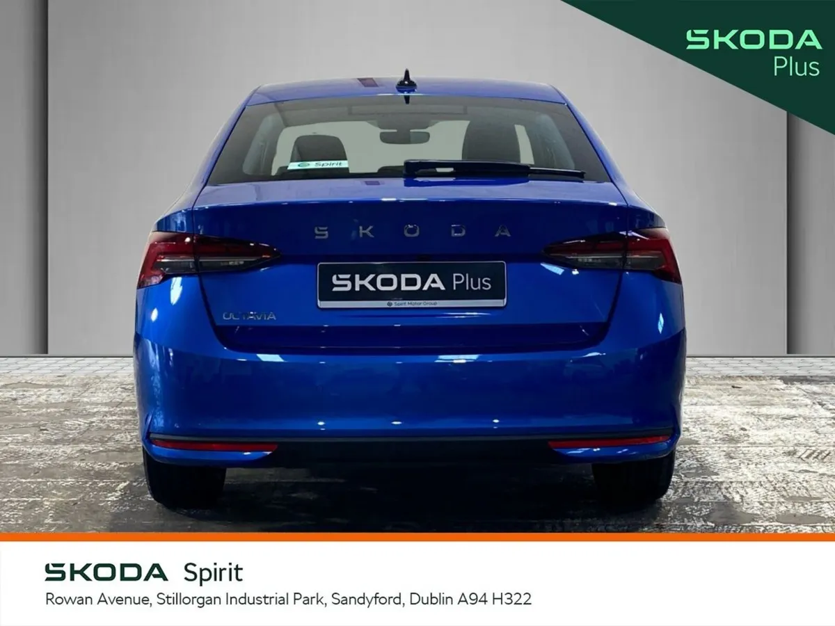 Skoda Octavia Saloon, Diesel, 2026, Blue