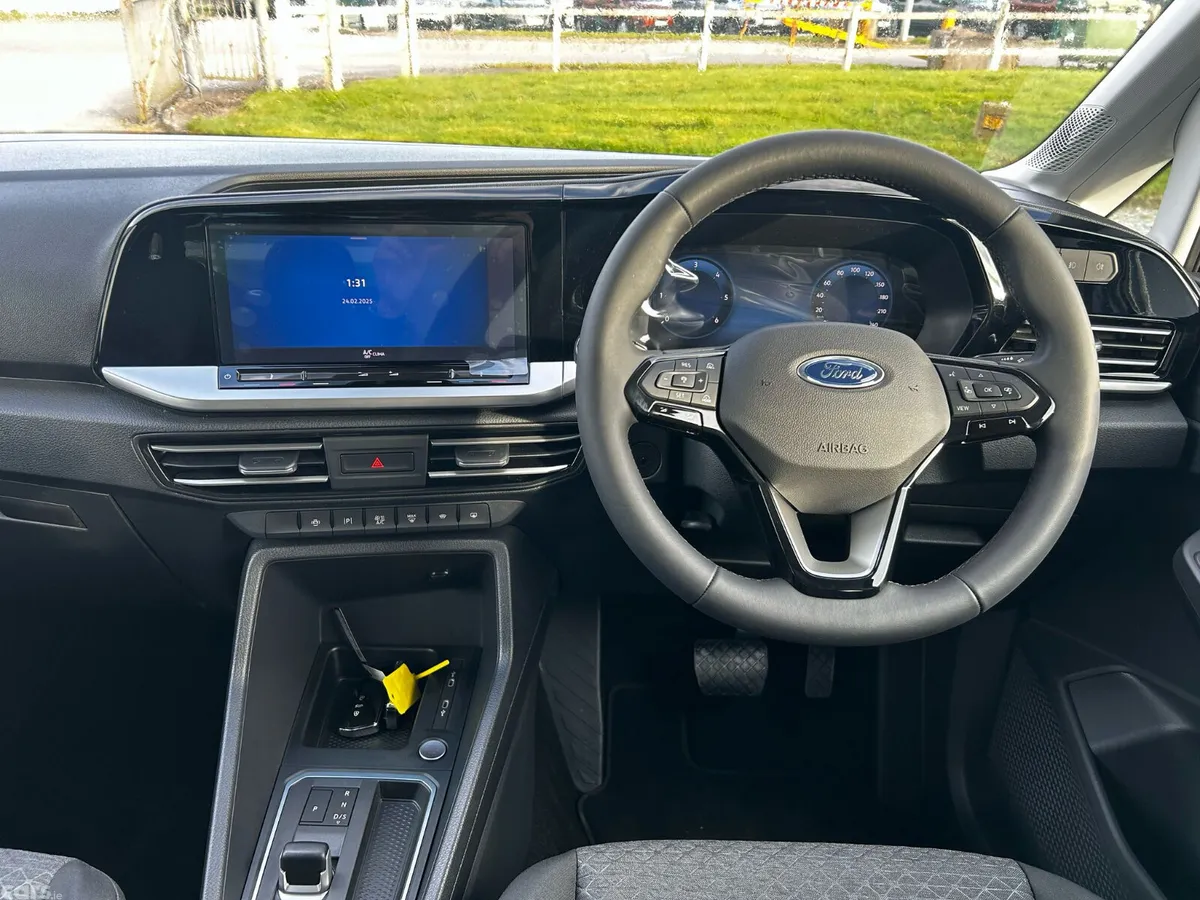 Ford Tourneo Connect MPV, Diesel, 2025, Grey