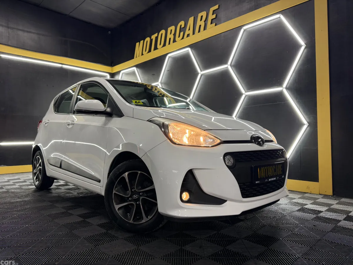 Hyundai i10 Hatchback, Petrol, 2017, White