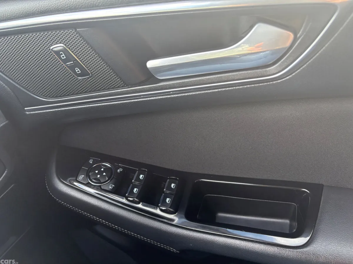 Ford S-Max MPV, Diesel, 2017, Black