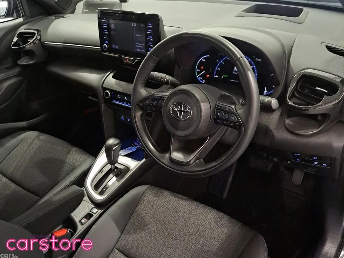 Toyota Yaris Cross MPV, Petrol Hybrid, 2023, Black