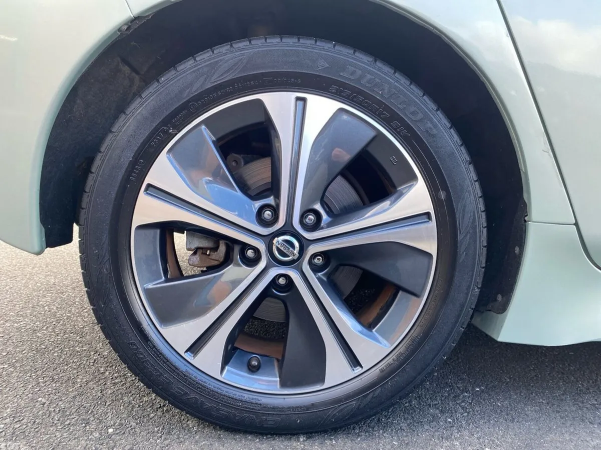 Nissan Leaf Hatchback, Electric, 2018, Grey