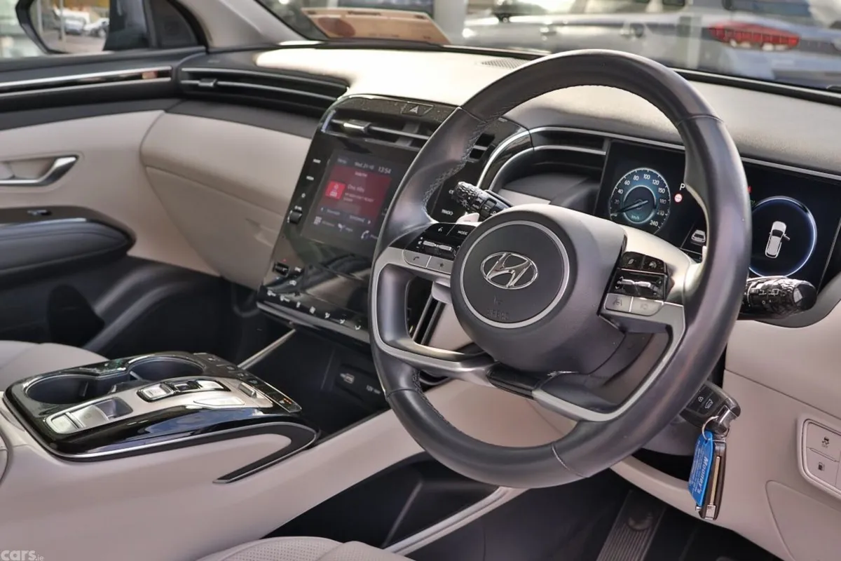 Hyundai Tucson SUV, Petrol Plug-in Hybrid, 2023, Grey