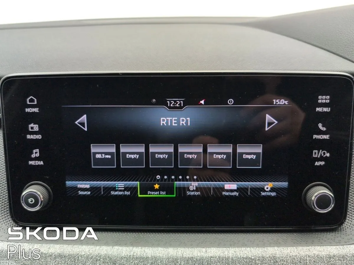 Skoda Scala Hatchback, Petrol, 2025, Grey