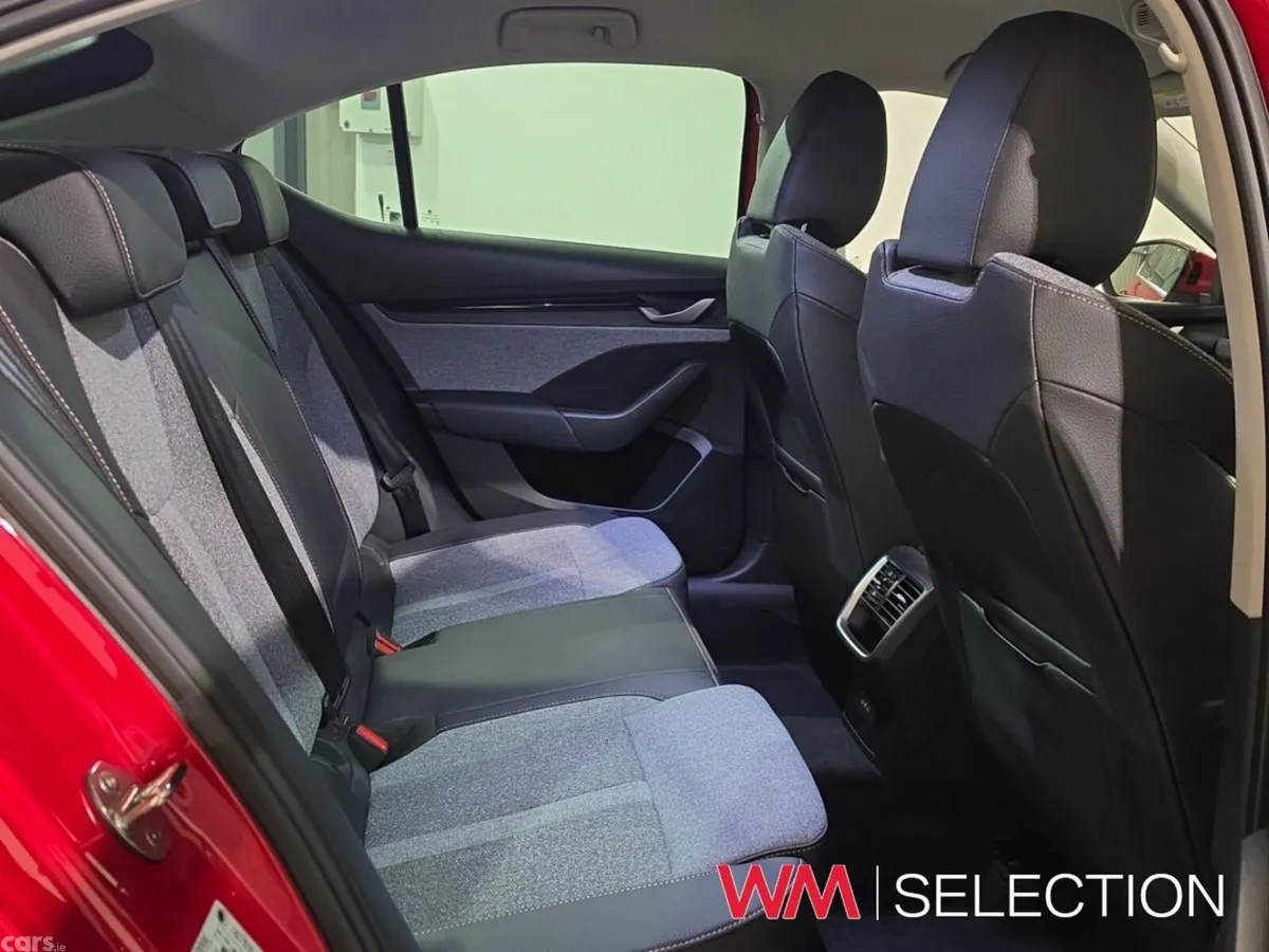 Skoda Octavia Saloon, Diesel, 2026, Red