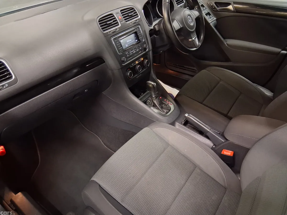 Volkswagen Golf Hatchback, Petrol, 2012, Silver