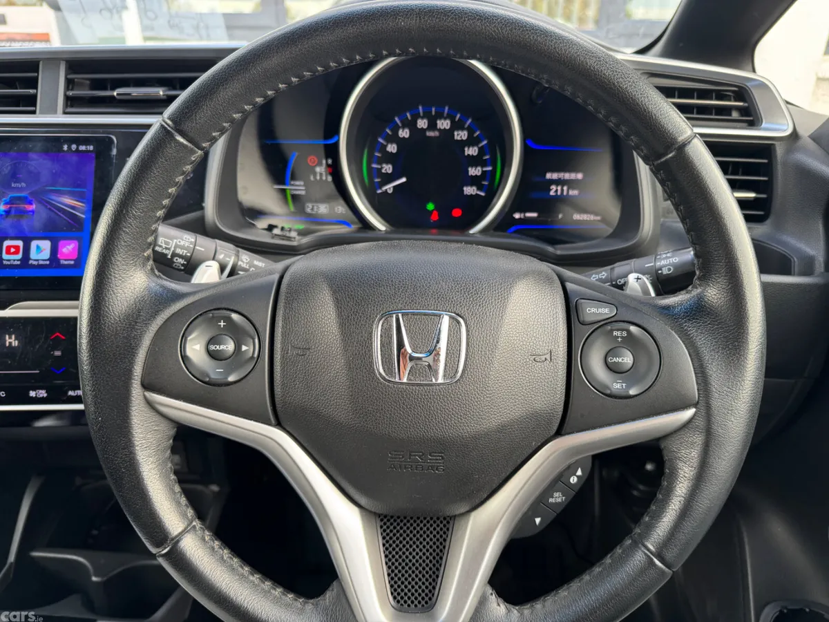 Honda Jazz Hatchback, Petrol Hybrid, 2015, Black