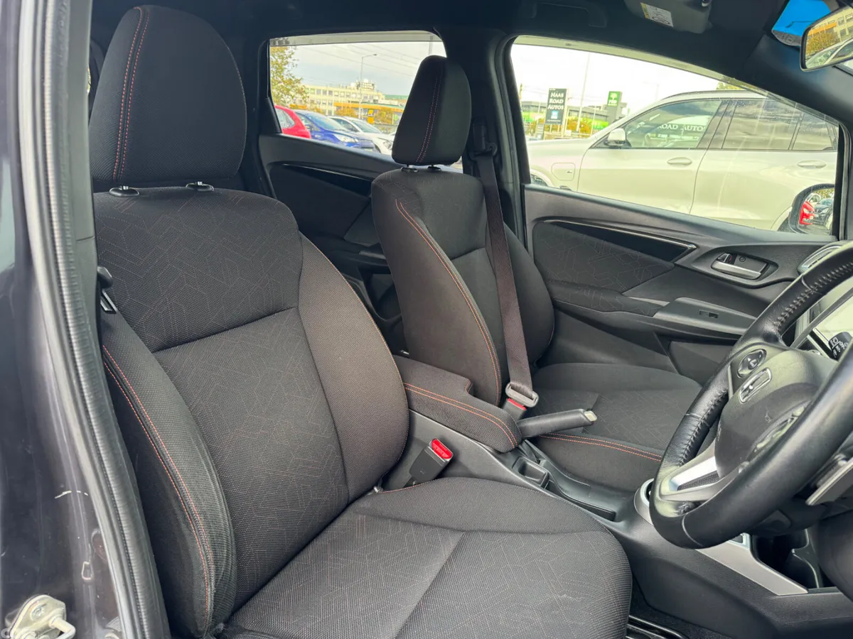 Honda Jazz Hatchback, Petrol Hybrid, 2015, Black