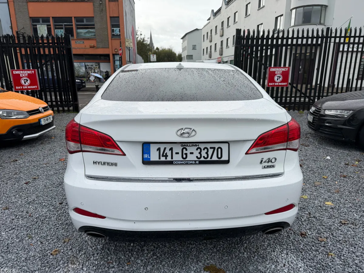 Hyundai i40 Saloon, Diesel, 2014, White