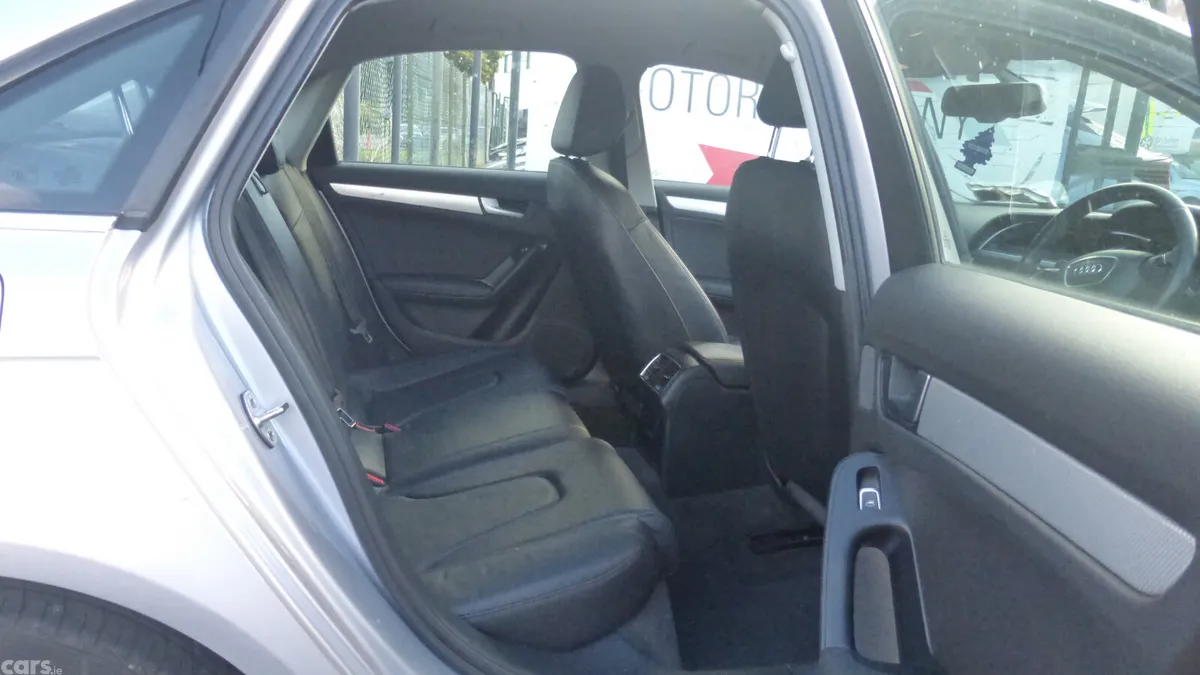 Audi A4 Saloon, Diesel, 2014, Silver