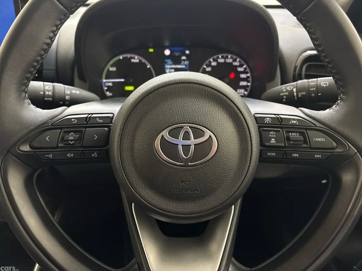 Toyota Yaris Hatchback, Petrol Hybrid, 2026, Grey