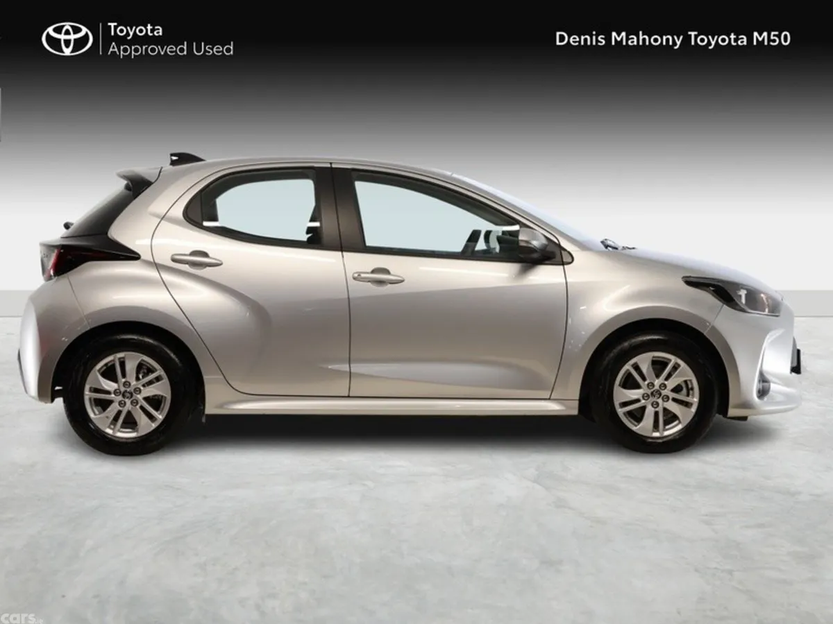 Toyota Yaris Hatchback, Petrol Hybrid, 2026, Grey
