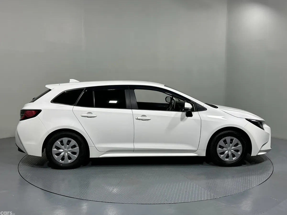 Toyota Corolla Estate, Petrol Hybrid, 2023, White