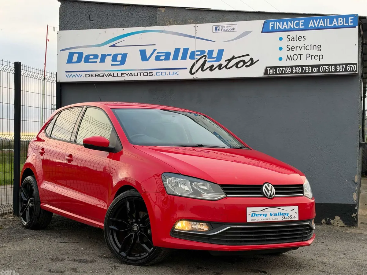 Volkswagen Polo Hatchback, Diesel, 2015, Red