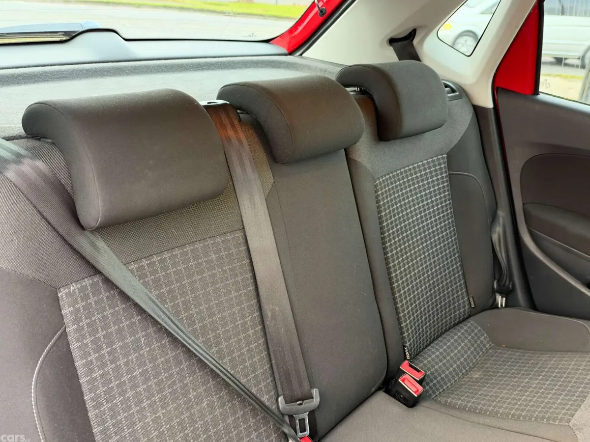 Volkswagen Polo Hatchback, Diesel, 2015, Red