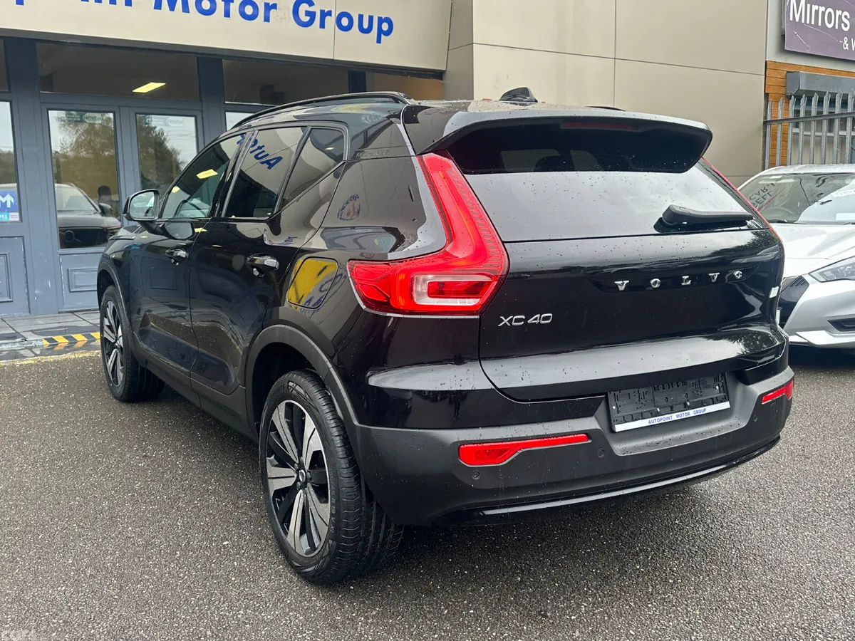 Volvo XC40 SUV, Electric, 2023, Black