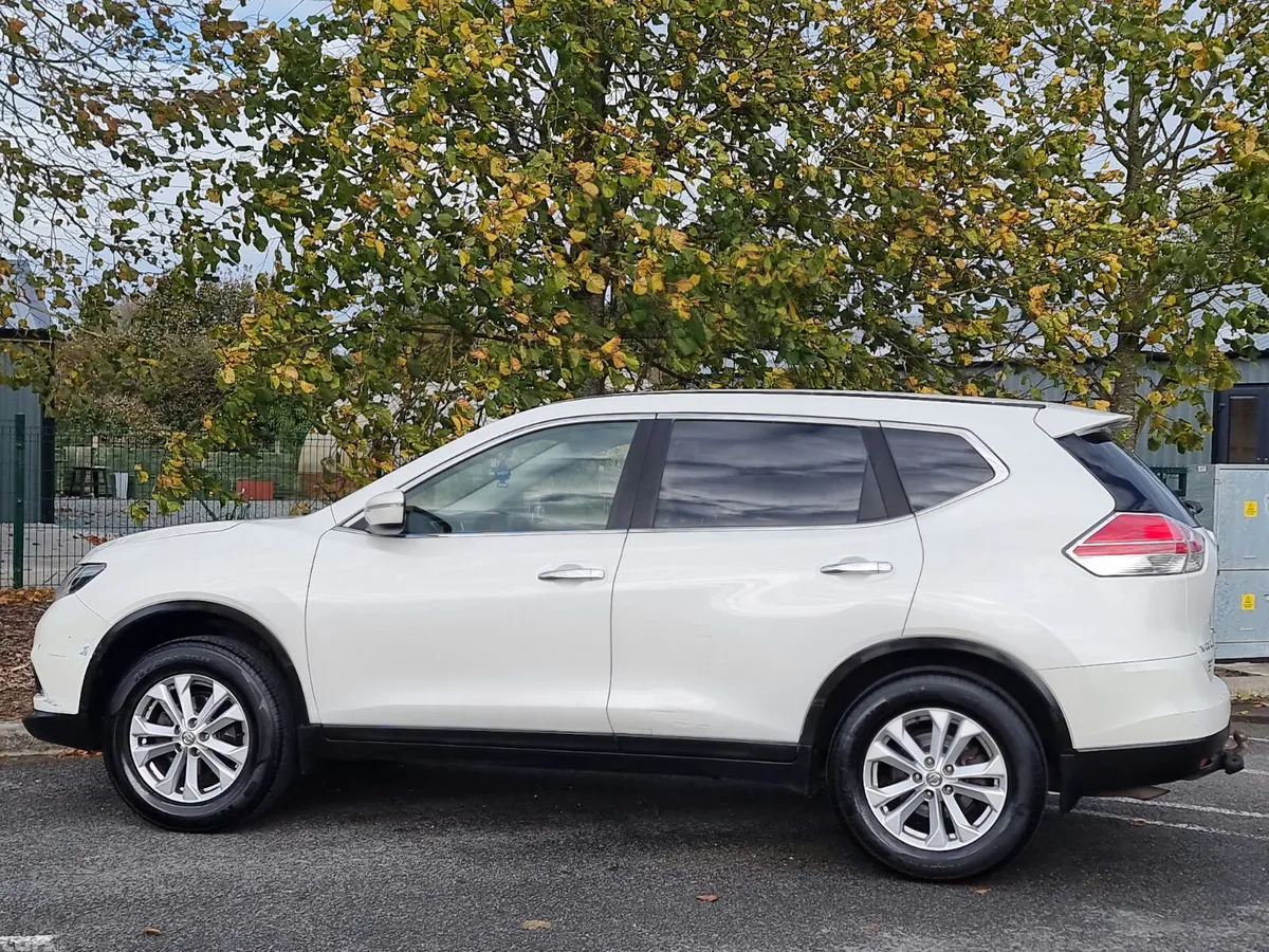 Nissan X-Trail SUV, Petrol, 2017, White