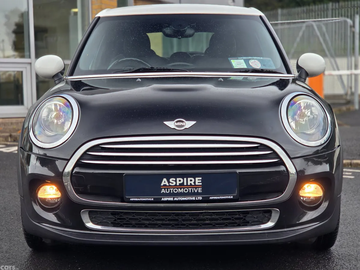 Mini Cooper Hatchback, Diesel, 2015, Black