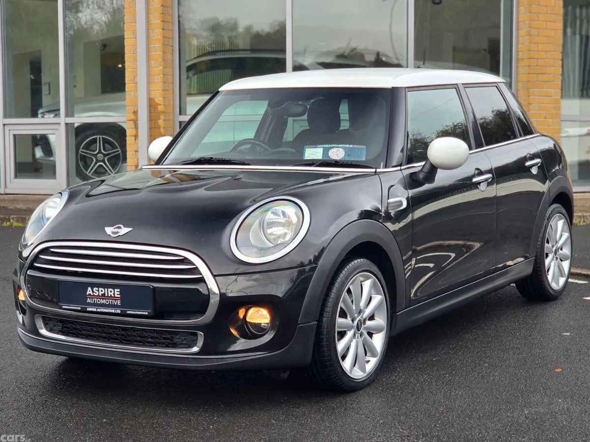 Mini Cooper Hatchback, Diesel, 2015, Black