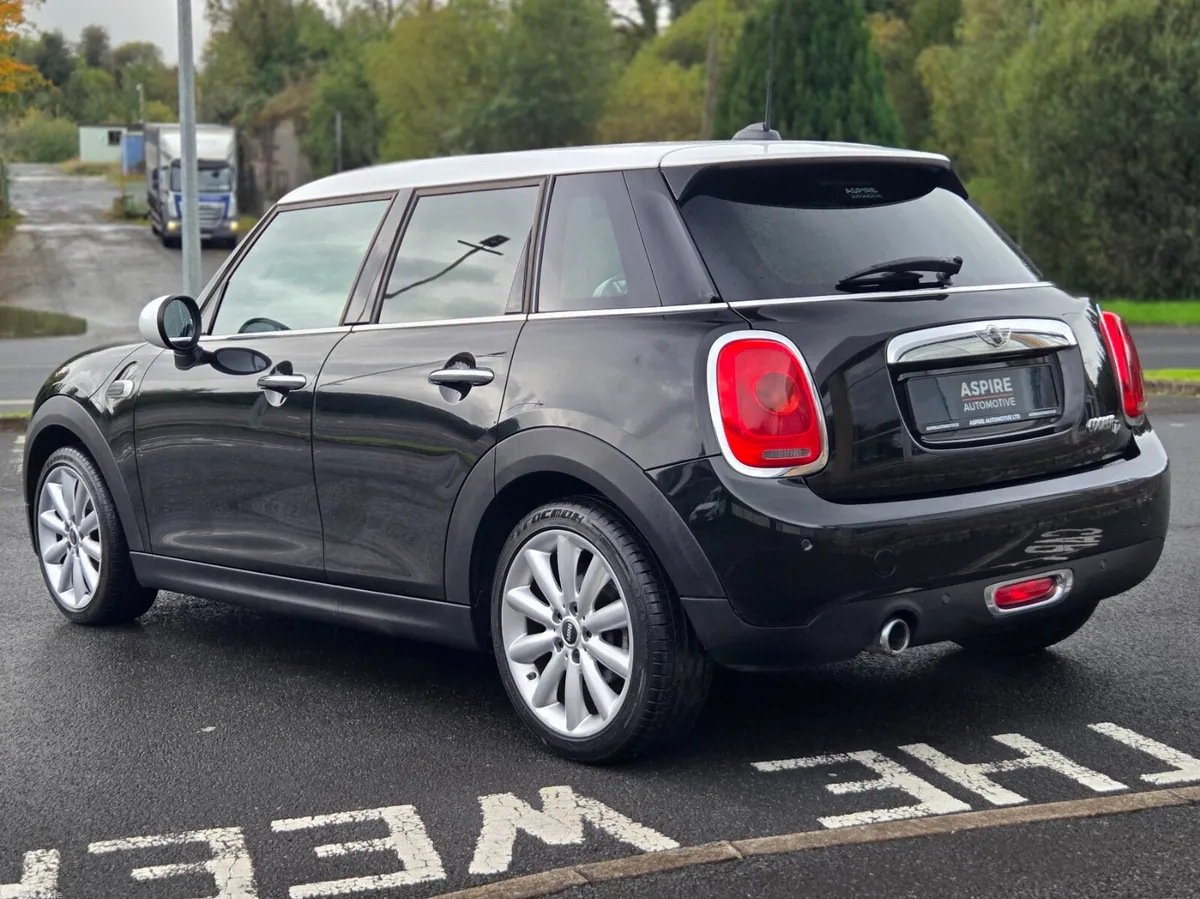 Mini Cooper Hatchback, Diesel, 2015, Black