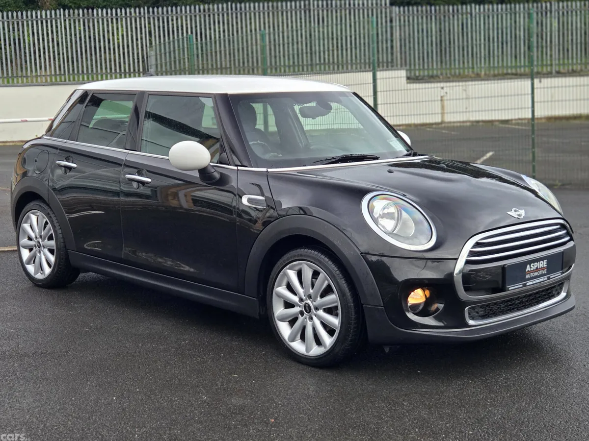 Mini Cooper Hatchback, Diesel, 2015, Black