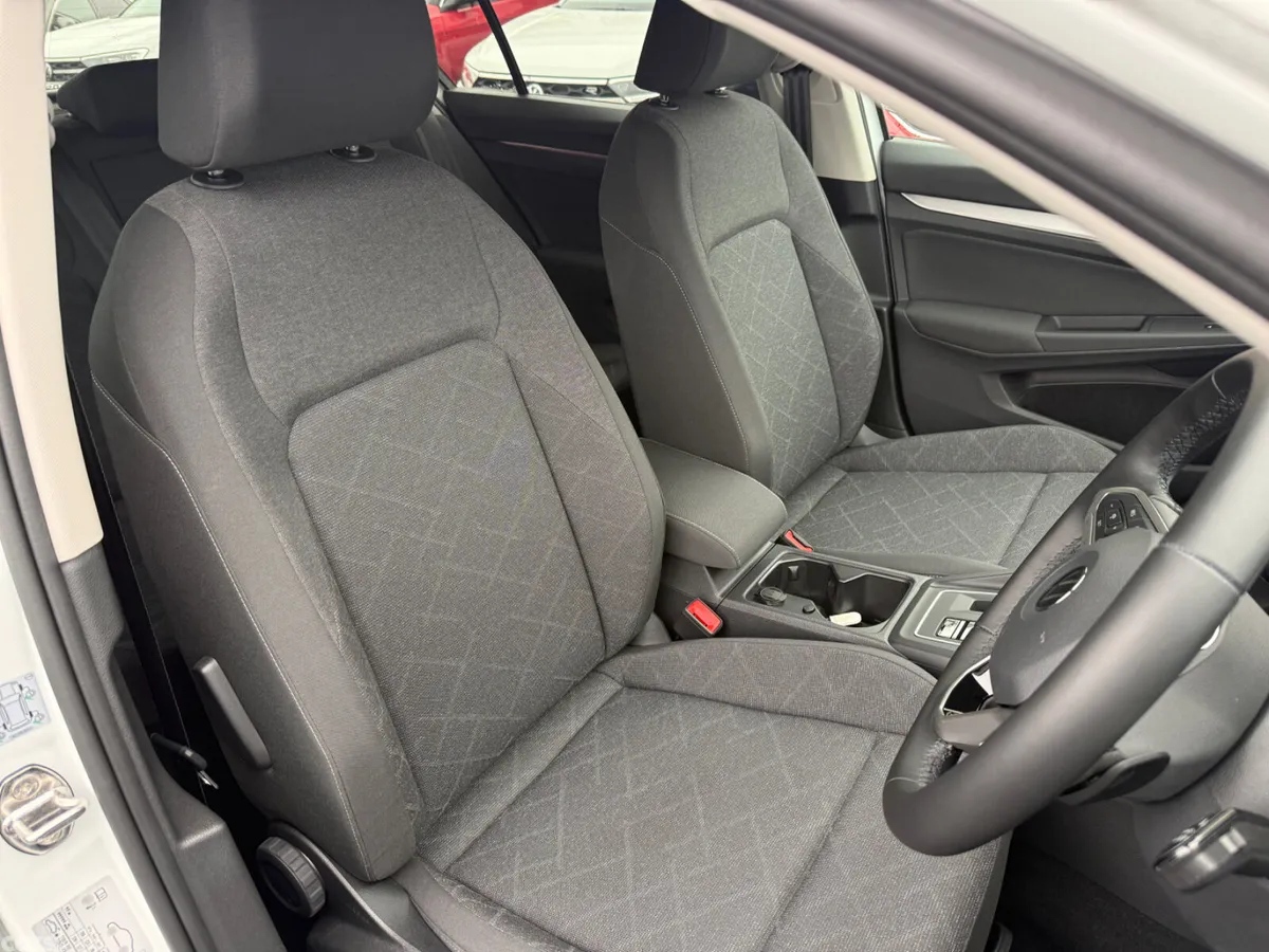 Volkswagen Golf Hatchback, Petrol, 2021, White