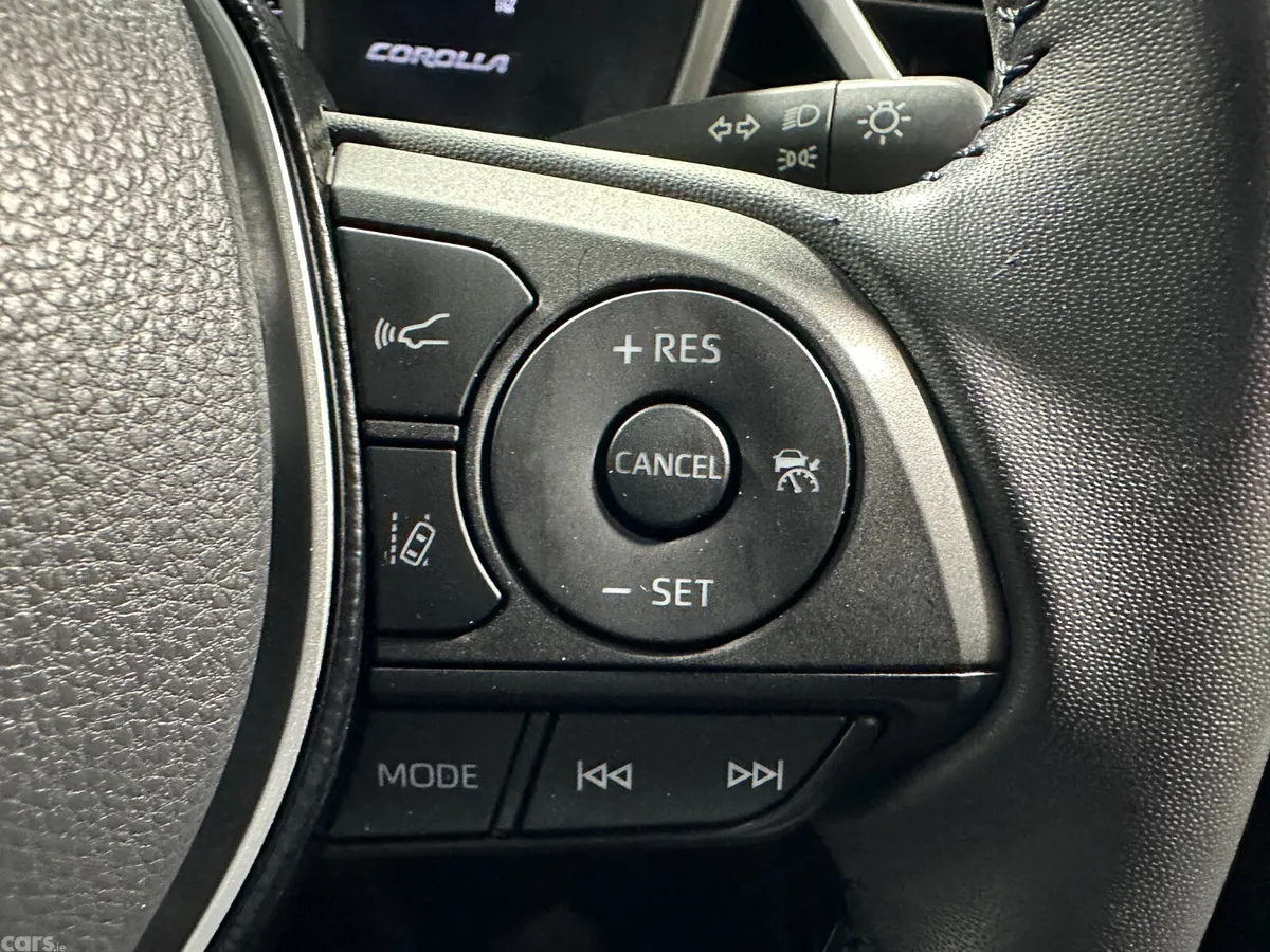 Toyota Corolla Hatchback, Petrol Hybrid, 2020, Blue