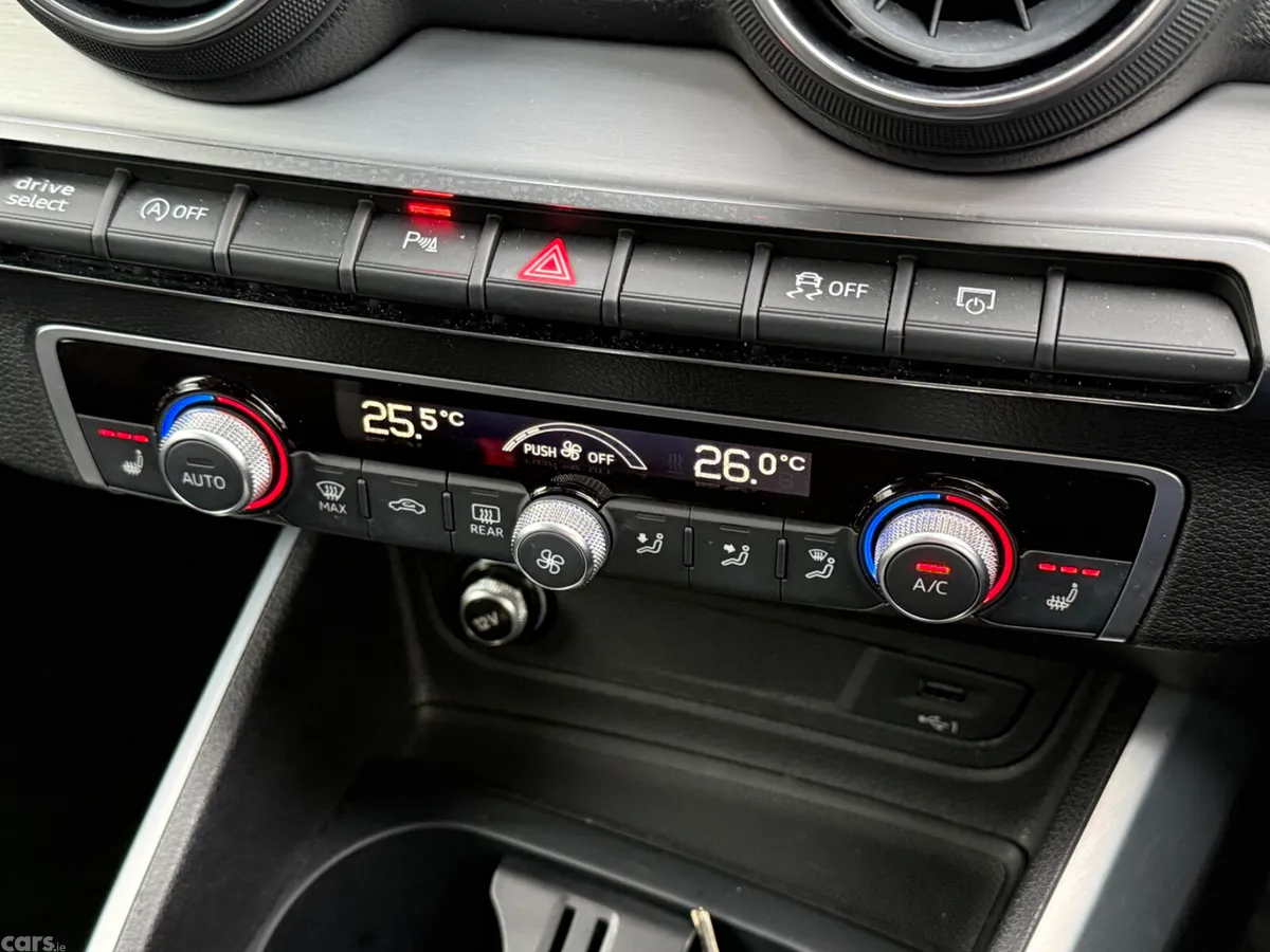 Audi Q2 SUV, Petrol, 2021, White