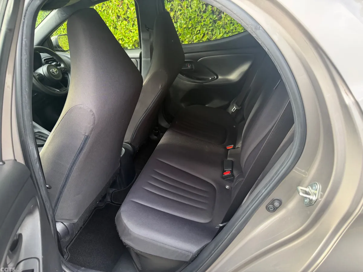 Toyota Yaris Hatchback, Petrol Hybrid, 2021, Beige