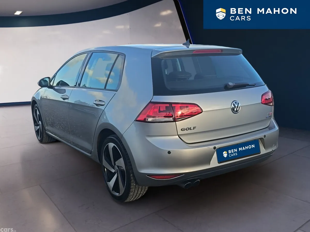 Volkswagen Golf Hatchback, Petrol, 2014, Silver