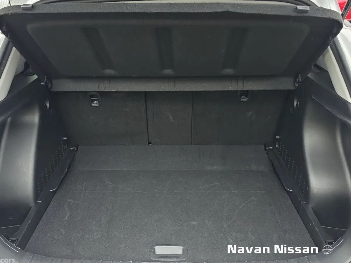 Hyundai KONA MPV, Petrol, 2026, Silver